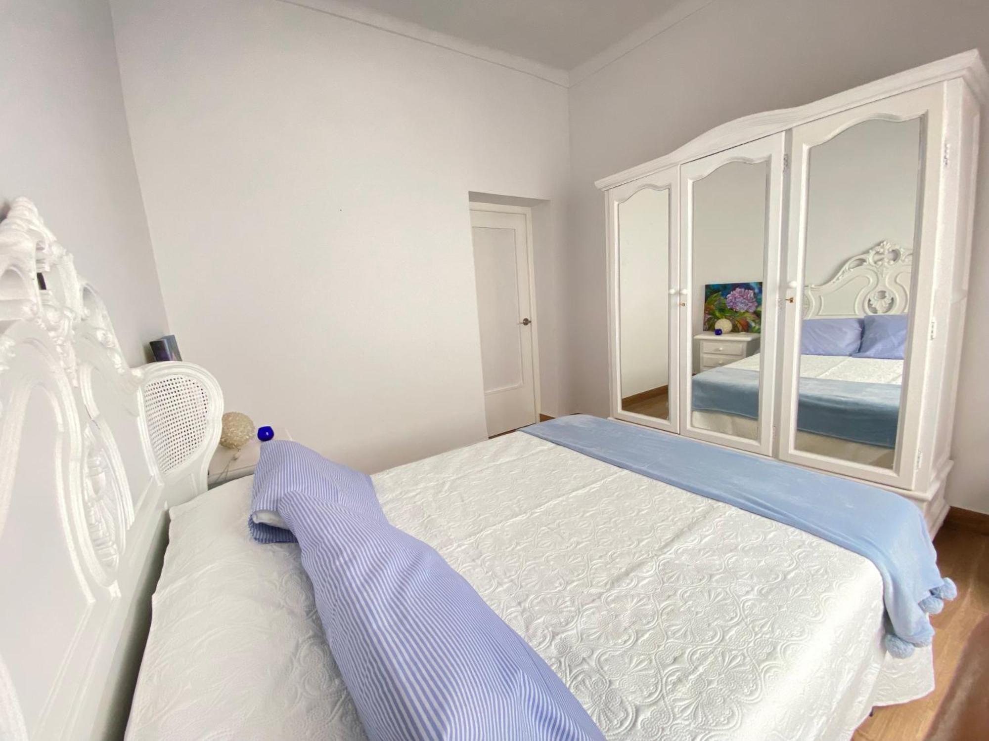 Casa Miguel - 3 Beautiful Apartments Availabe Sayalonga Pokój zdjęcie