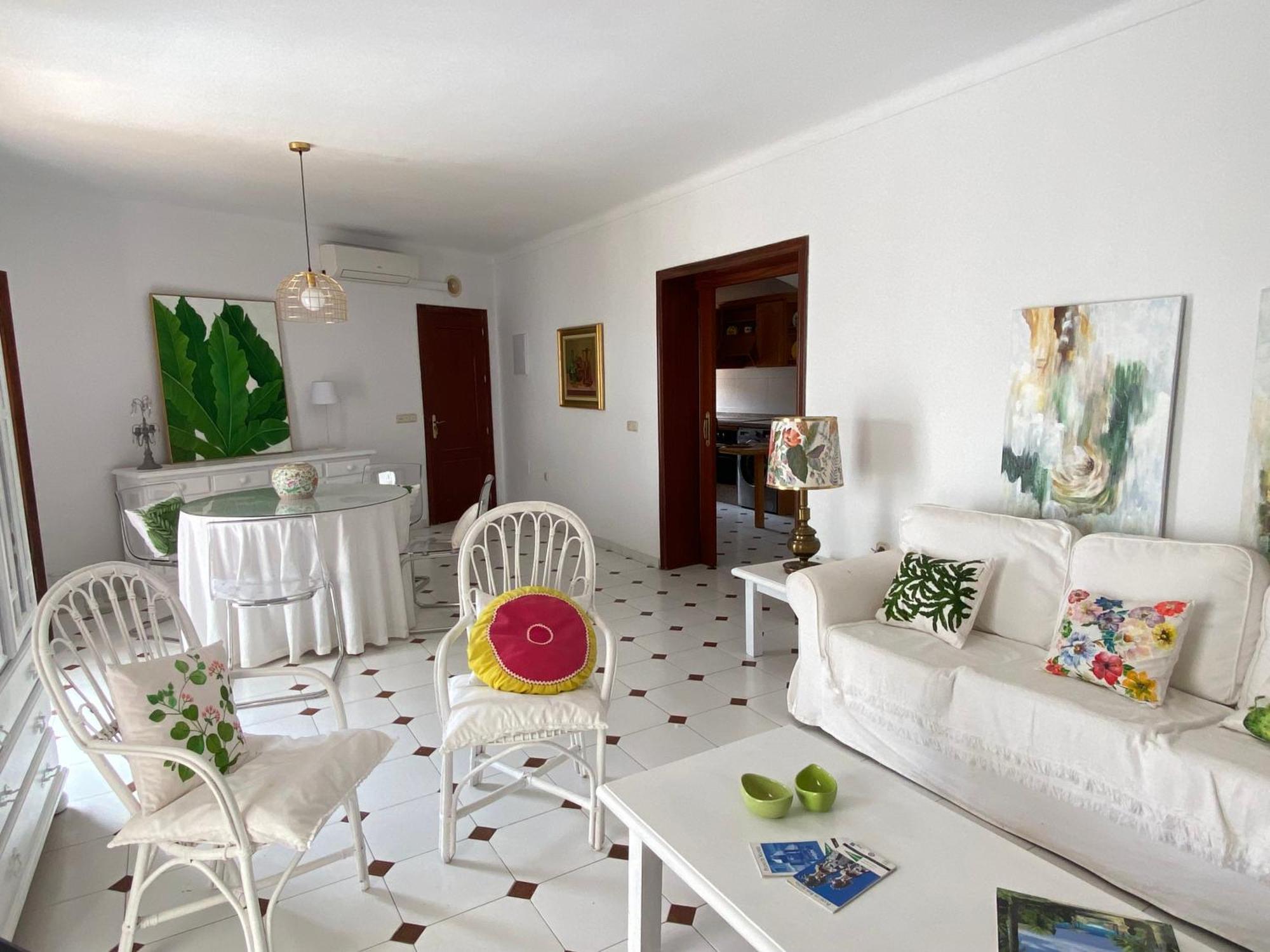 Casa Miguel - 3 Beautiful Apartments Availabe Sayalonga Zewnętrze zdjęcie